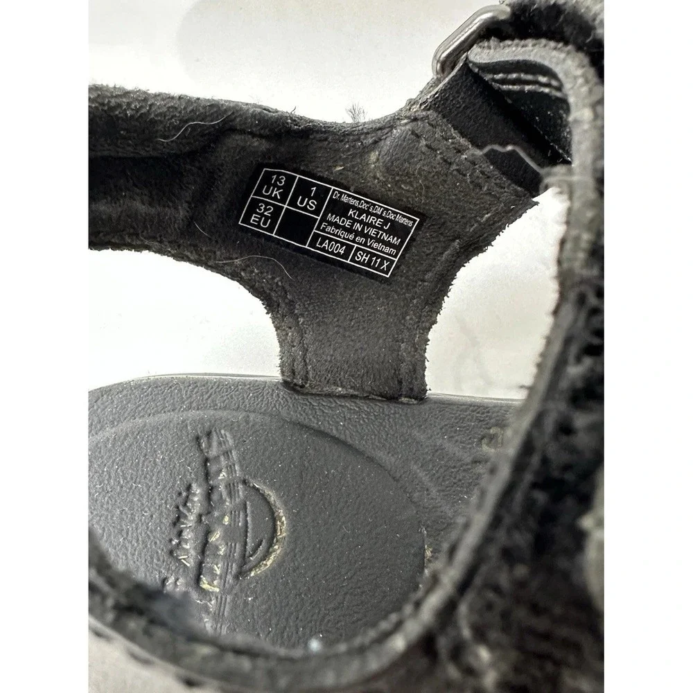 Dr. Martens Klaire‎ J Sandal Black Leather Platform Y2K / Big Kids Size 1